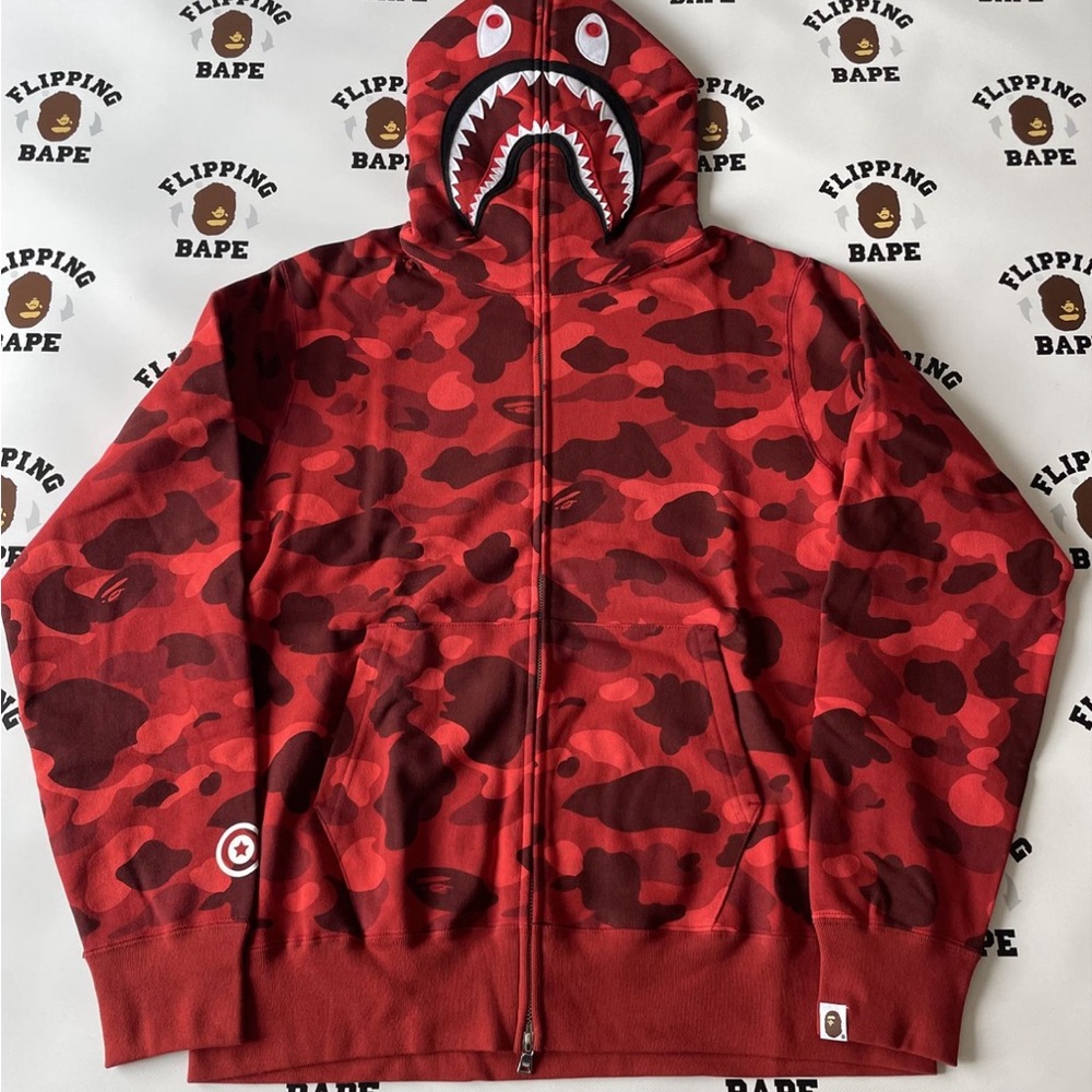 Red bape hoodie zip up (zipper is broken )